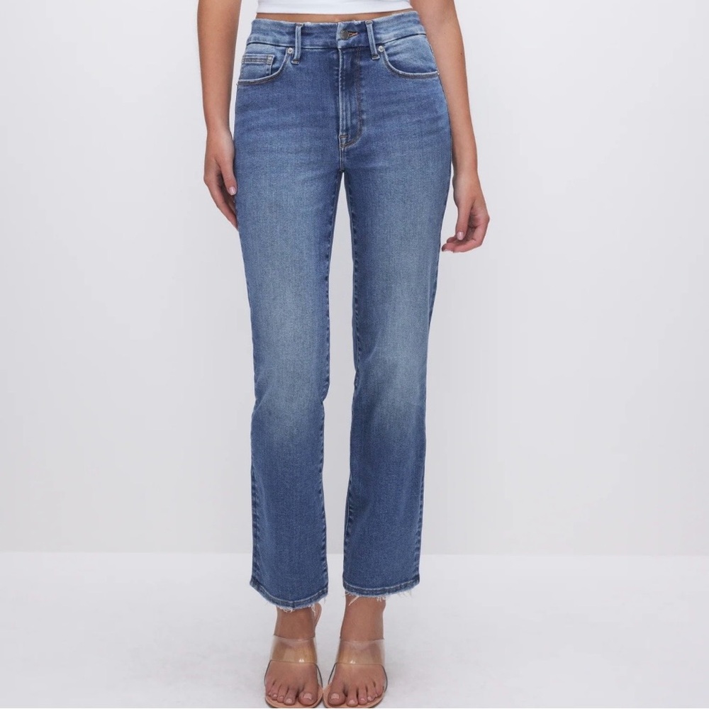Good American Always Fit Good Legs Straight Jeans